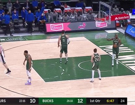 开云登录入口-连续五场作壁上观 字母哥的膝盖伤情愈发扑朔迷离