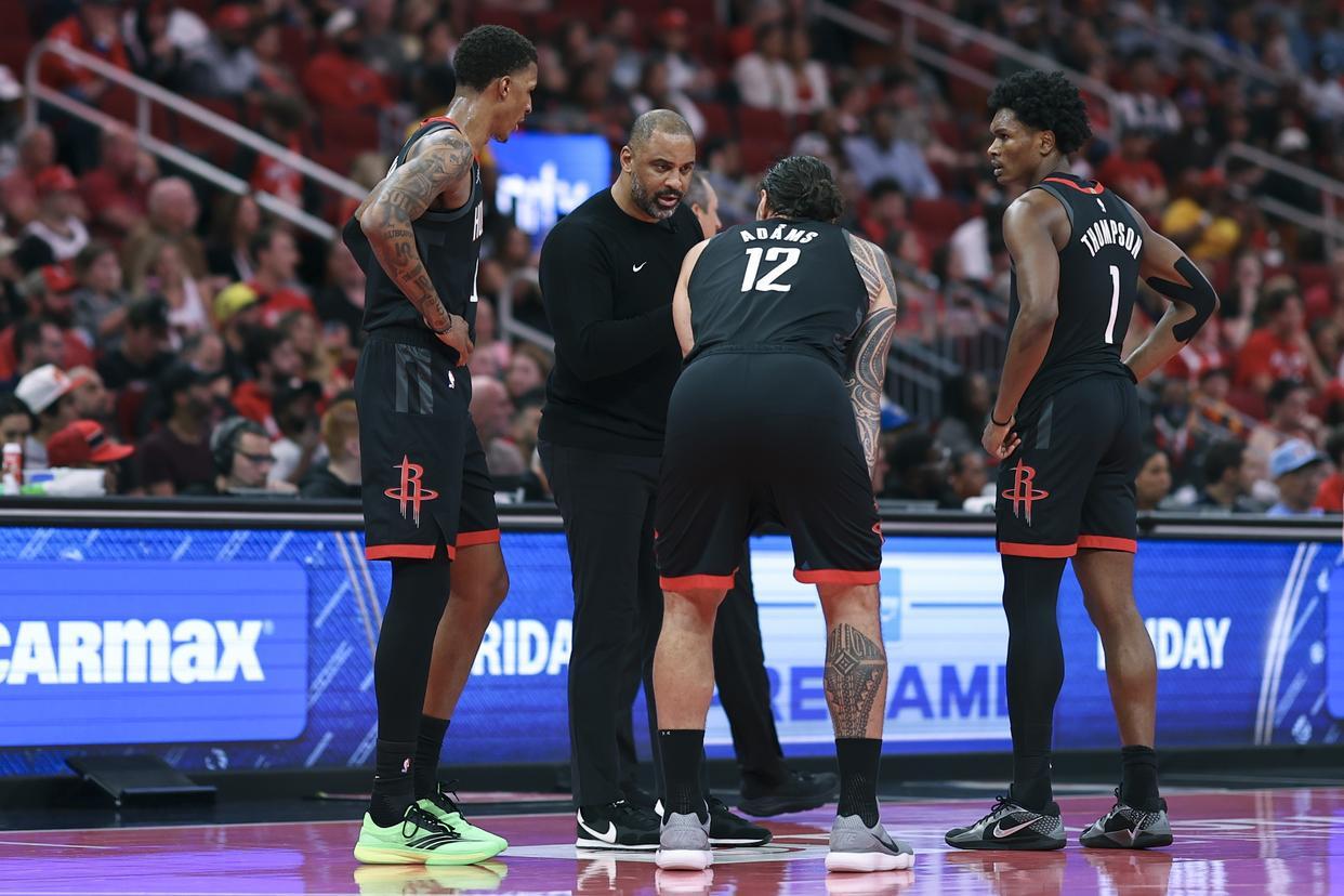 开云足球-19分钟11中2！火箭有喜有忧，乌度卡暂弃伊森？拒绝1亿合同太草率