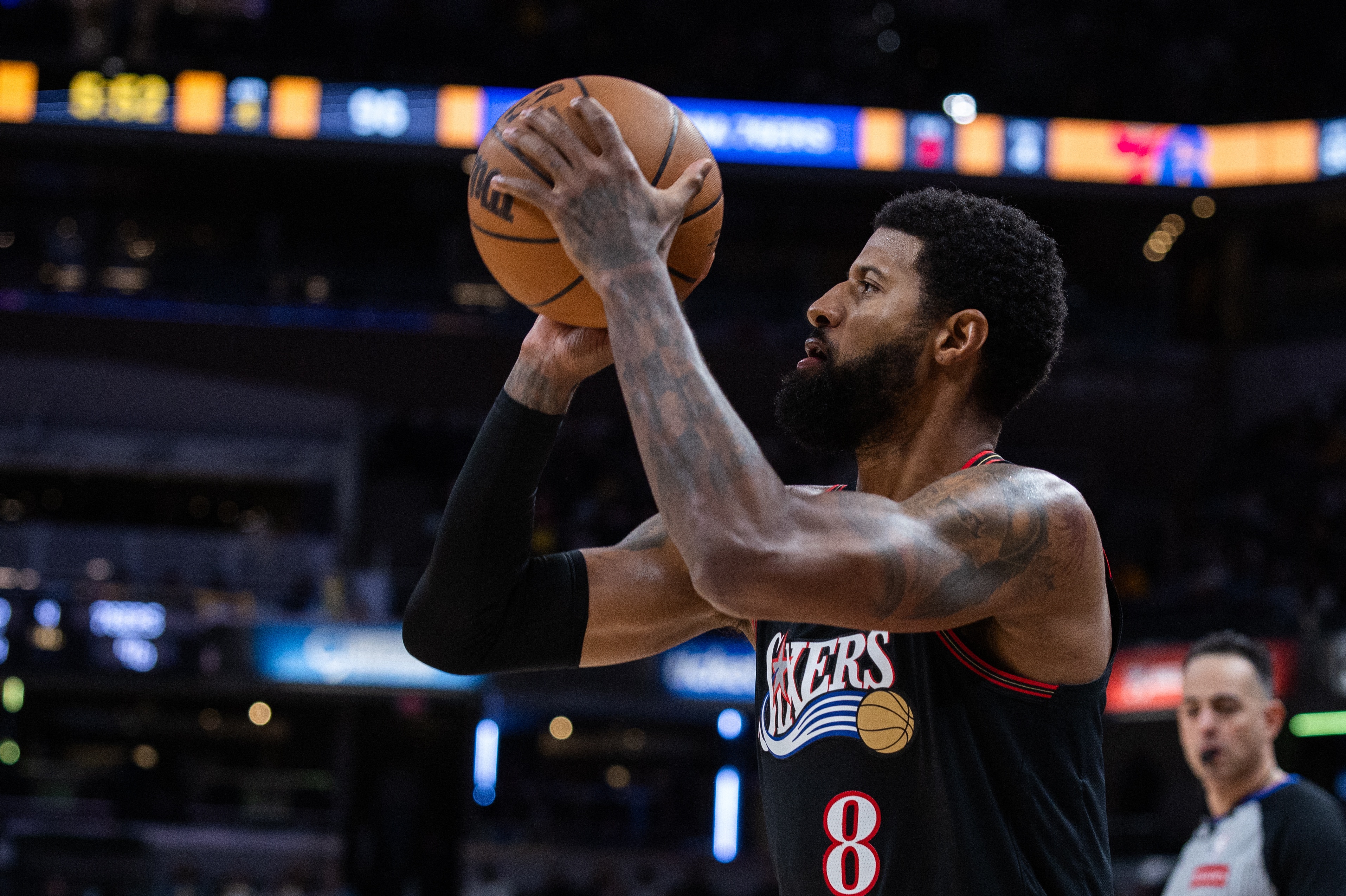 今天是要带队？乔治首节5中4砍11分 三分2中1&amp;干拔连续命中